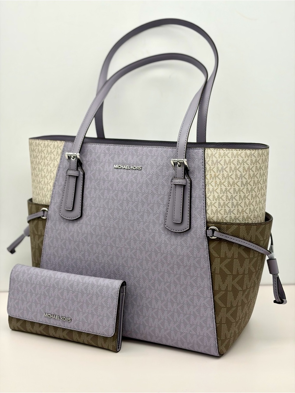 Michael Kors Voyager Color-Block Logo Tote Shoulder Bag and Wallet Set Lilac